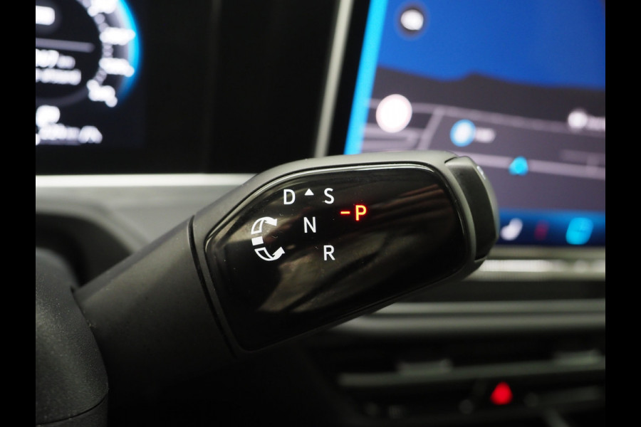 Volkswagen Passat Variant 1.5 eHybrid Elegance | 5 Jaar Garantie | Panoramadak | Leder/Alcantara | Trekhaak | Harman/Kardon | HUD | 360 | Keyless