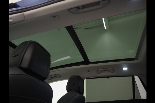 Volkswagen Passat Variant 1.5 eHybrid Elegance | 5 Jaar Garantie | Panoramadak | Leder/Alcantara | Trekhaak | Harman/Kardon | HUD | 360 | Keyless