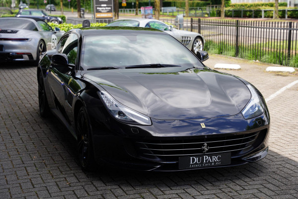 Ferrari GTC4 Lusso T 3.9 V8 / Atelier Car / Passenger Display