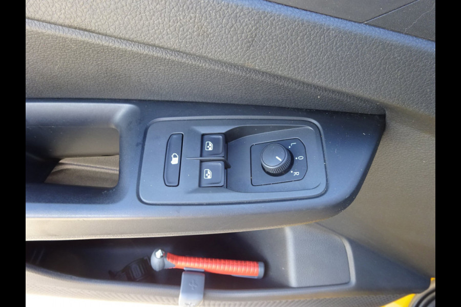 Volkswagen Caddy Cargo 2.0 TDI Comfort AIRCO CRUISE CONTROL PDC TREKHAAK