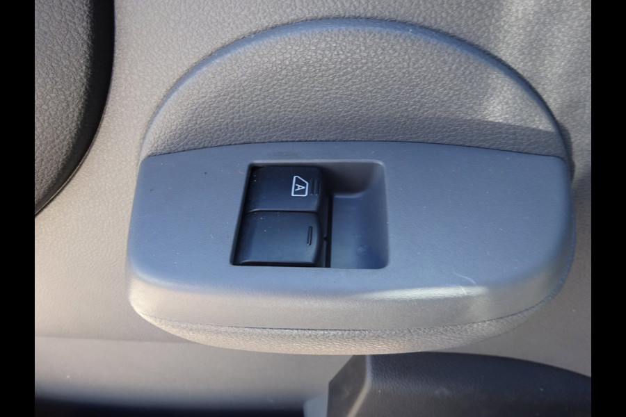 Nissan E-NV200 Business 40 kWh 2.ZERO S.O.H 90% ( Grotere accu ) AIRCO NAVIGATIE