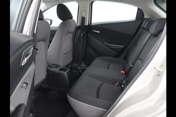 Mazda 2 1.5 SkyActiv-G 90 Centre-Line | Airco | Carplay | Cruise control | Automaat | Navigatie | Bluetooth