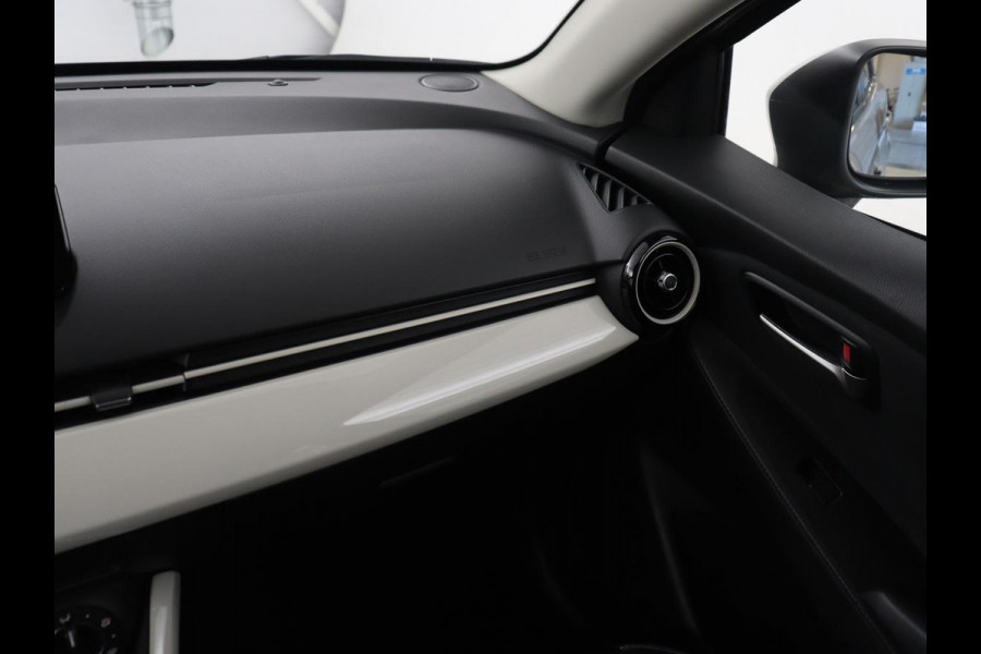 Mazda 2 1.5 SkyActiv-G 90 Centre-Line | Airco | Carplay | Cruise control | Automaat | Navigatie | Bluetooth