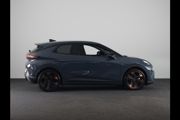 CUPRA Raval Performance First Edition 56 kWh 211PK| Sennheiser | Matrix Koplampen | Navigatie | 19 Inch LM | Smartlight Sfeerverlichting | Adaptieve Cruise Control |