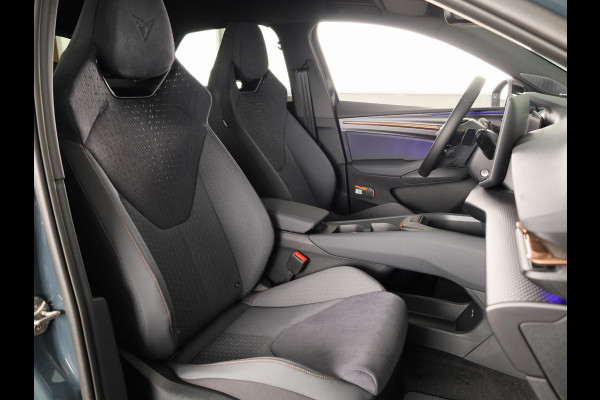 CUPRA Raval Performance First Edition 56 kWh 211PK| Sennheiser | Matrix Koplampen | Navigatie | 19 Inch LM | Smartlight Sfeerverlichting | Adaptieve Cruise Control |