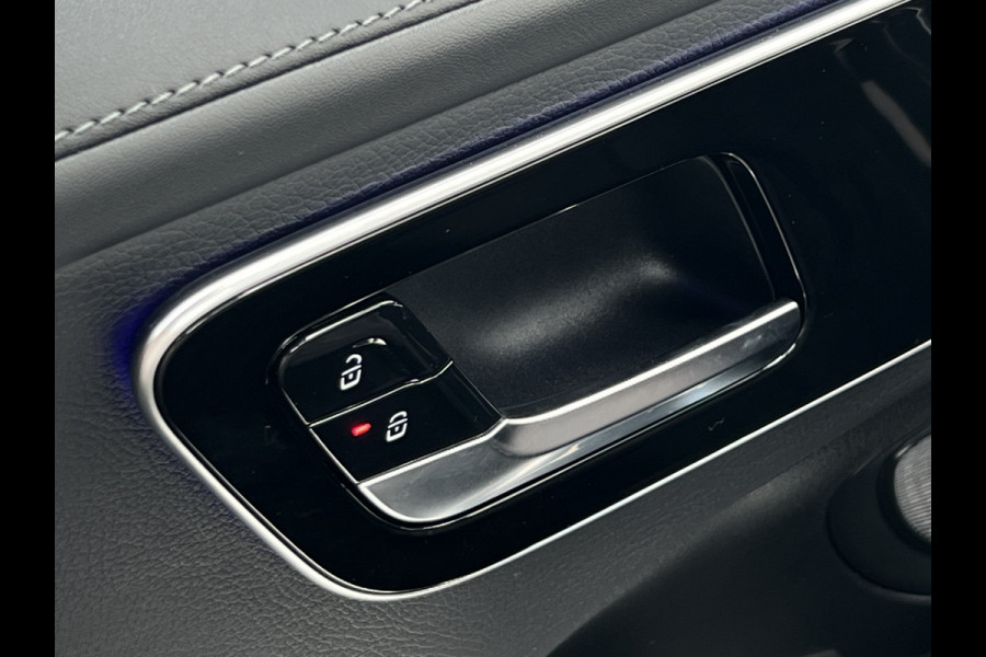 Mercedes-Benz C-Klasse 180 AMG Line | Navi | Sfeerverlichting | Camera | 18 inch