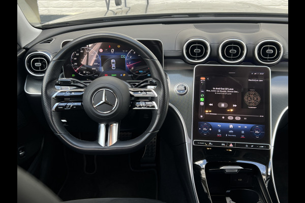 Mercedes-Benz C-Klasse 180 AMG Line | Navi | Sfeerverlichting | Camera | 18 inch