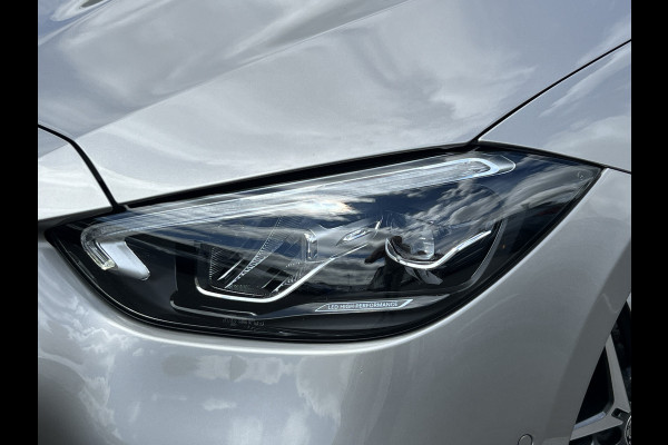 Mercedes-Benz C-Klasse 180 AMG Line | Navi | Sfeerverlichting | Camera | 18 inch