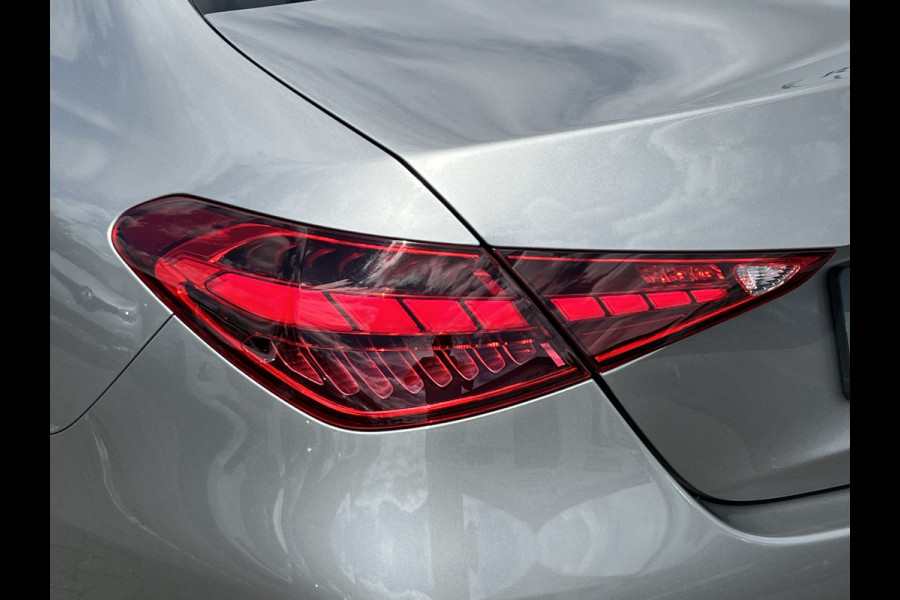 Mercedes-Benz C-Klasse 180 AMG Line | Navi | Sfeerverlichting | Camera | 18 inch