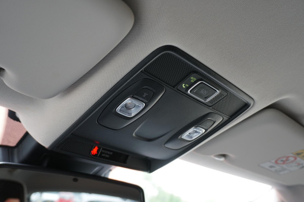 Renault Captur 1.6 E-Tech Plug-in Hybrid 160 Intens *DEALER ONDERHOUDEN* + CAMERA / APPLE CARPLAY