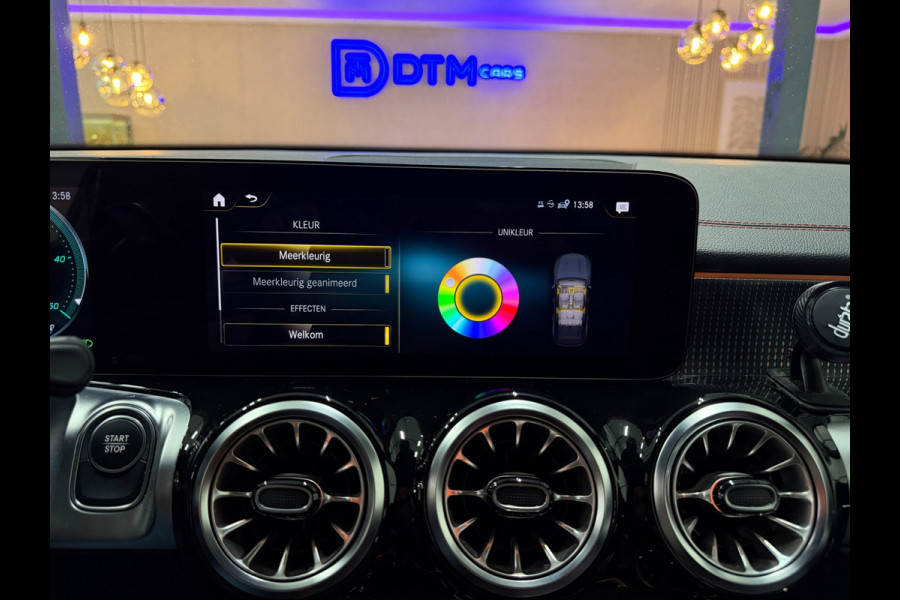 Mercedes-Benz EQB 250+ AMG Line 7persoons| Bj. 2024 | Trekhaak | SOH 92,7% | 20 inch