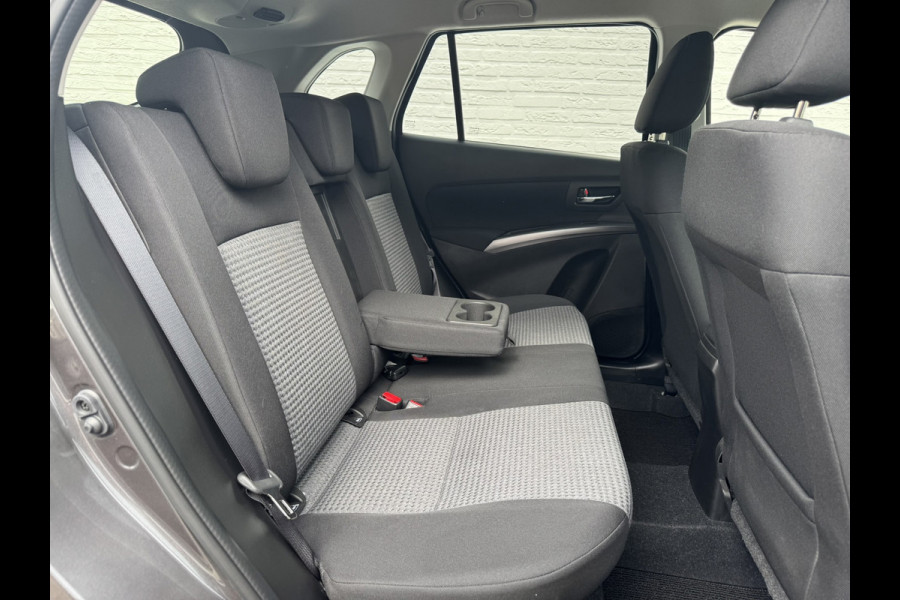 Suzuki S-Cross 1.5 Hybrid Select Automaat Trekhaak Camera Carplay Clima Adaptive cruise