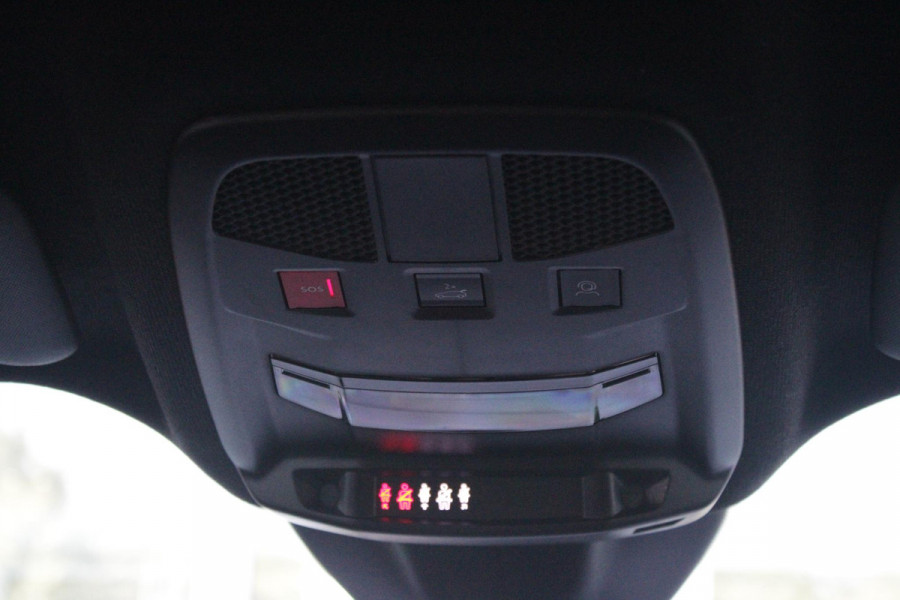 Alfa Romeo junior 1.2 Turbo 145PK Hybrid IBRIDA SPECIALE | TECHNO PACK: LEX MATRIX KOPLAMPEN/AUTOMATISCH DIMMENDE BINNENSPIEGEL/DRAADLOZE TELEFOONLADER/DODEHOEK DETECTIE/ELEKTRISCH BEDIENBARE ACHTERKLEP/KEYLESS ENTRY EN START/ADAPTIVE CRUISE CONTROL/ACHTERUITRIJ CAMERA | VOORRUIT VERWARMING | ELEKTRISCH BEDIENBARE BESTUURDERSSTOEL MET MASSAGE FUNCTIE | PARKEERSENSOREN VOOR + ACHTER | STOEL VERWARMING | CLIMATE CONTROL | DRAADLOZE APPLE CARPLAY/ANDROID AUTO | NAVIGATIE | 18" LICHTMETALEN VELGEN |