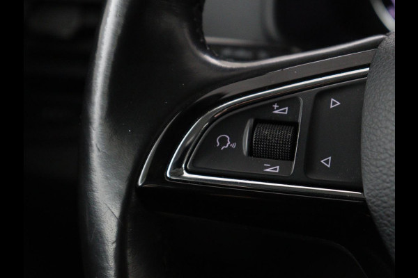 Škoda Karoq 1.0 TSI Ambition | Trekhaak | Carplay | Parkeerhulp | Cruise control | Lane assist | Airco | Bluetooth | 2e eigenaar