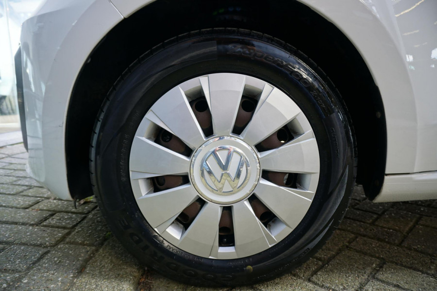 Volkswagen up! 1.0 BMT move up! 5-DRS + AIRCO / DAB / BLUETOOTH