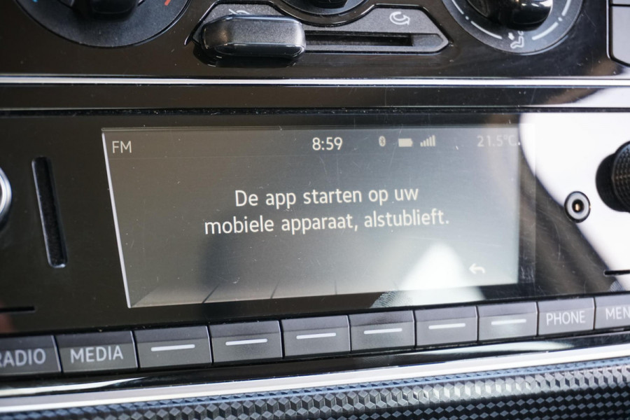 Volkswagen up! 1.0 BMT move up! 5-DRS + AIRCO / DAB / BLUETOOTH