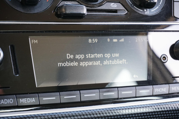 Volkswagen up! 1.0 BMT move up! 5-DRS + AIRCO / DAB / BLUETOOTH
