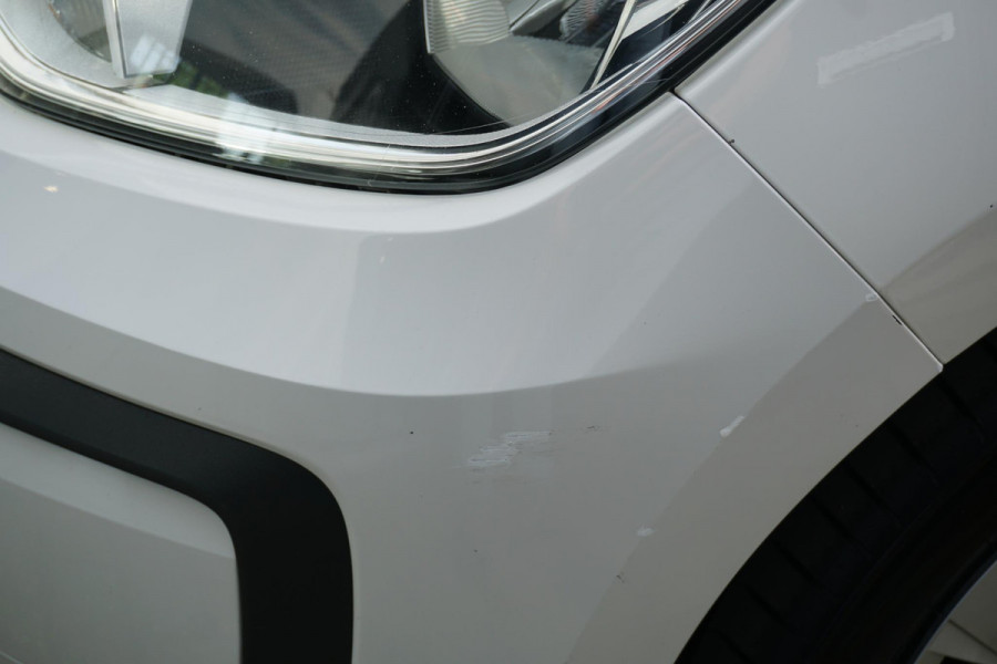 Volkswagen up! 1.0 BMT move up! 5-DRS + AIRCO / DAB / BLUETOOTH