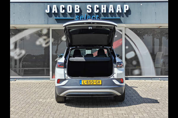 Volkswagen ID.4 First Max 77 kWh / Trekhaak / Warmtepomp / Panodak / 21" LM / Carplay / HU display