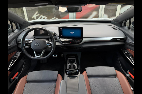 Volkswagen ID.4 First Max 77 kWh / Trekhaak / Warmtepomp / Panodak / 21" LM / Carplay / HU display