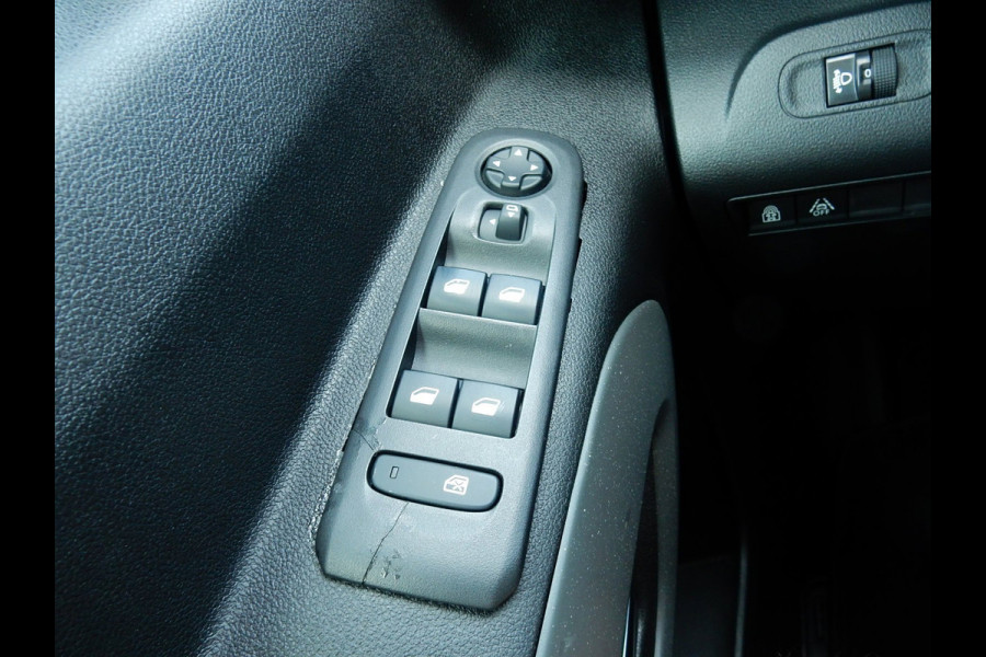 Citroën Berlingo 1.2 PureTech SHINE*NAVI*CR CONTR*TREKH*CAM*