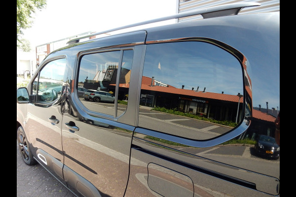 Citroën Berlingo 1.2 PureTech SHINE*NAVI*CR CONTR*TREKH*CAM*