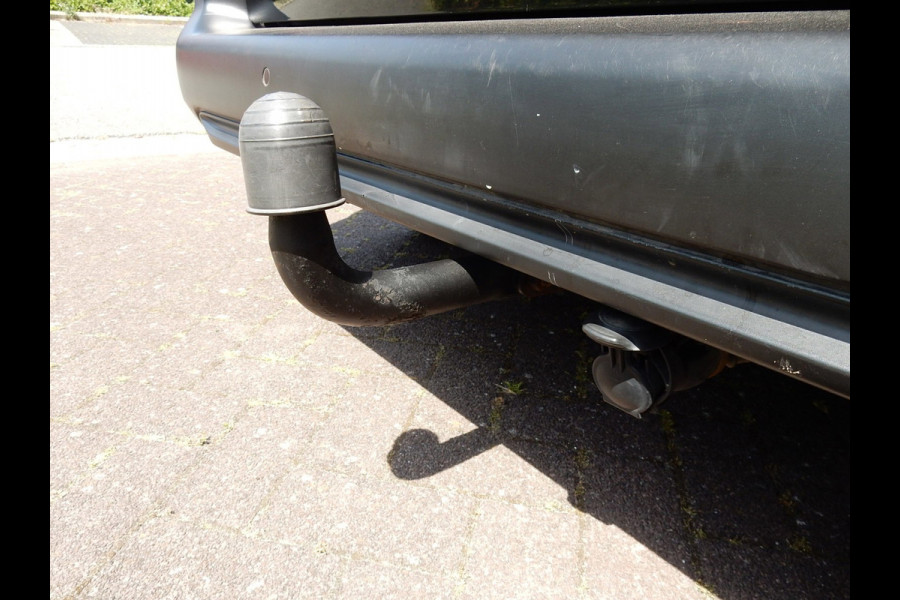 Citroën Berlingo 1.2 PureTech SHINE*NAVI*CR CONTR*TREKH*CAM*
