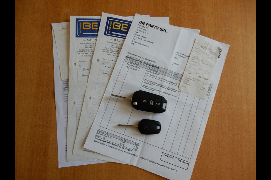 Citroën Berlingo 1.2 PureTech SHINE*NAVI*CR CONTR*TREKH*CAM*