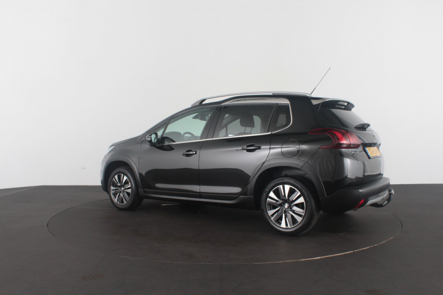 Peugeot 2008 1.2 PureTech Allure > Automaat/camera/trekhaak/all season banden