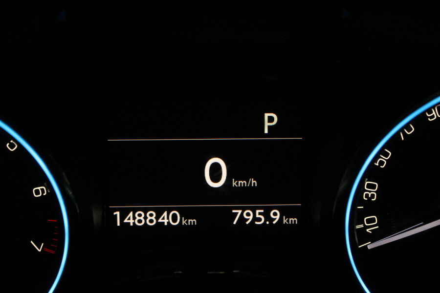 Peugeot 2008 1.2 PureTech Allure > Automaat/camera/trekhaak/all season banden