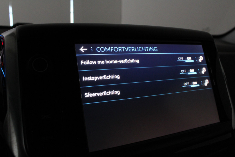 Peugeot 2008 1.2 PureTech Allure > Automaat/camera/trekhaak/all season banden