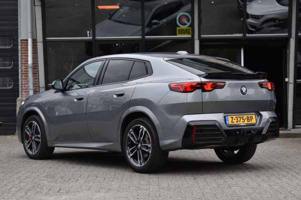 BMW X2 sDrive20i Launch Edition M-Pakket Pano Harman/Kardon Camera