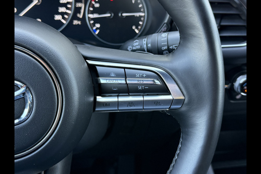 Mazda 3 2.0 e-SkyActiv-X M Hybrid 186 Luxury | CarPlay | ACC | BOSE | HUD | 18 inch