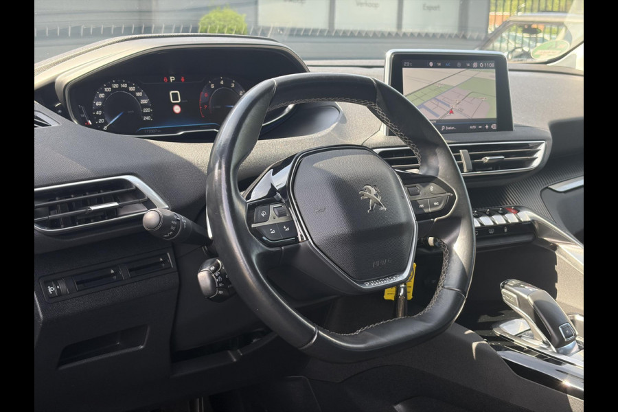 Peugeot 3008 1.2 PureTech Active 360°Camera,Navi,Carplay,Trekhaak,Lm velgen,D-riem vv in2023,Recent beurt gehad,N.A.P,131pk,Pdc,Apk tot 01-2027