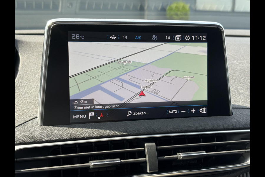 Peugeot 3008 1.2 PureTech Active 360°Camera,Navi,Carplay,Trekhaak,Lm velgen,D-riem vv in2023,Recent beurt gehad,N.A.P,131pk,Pdc,Apk tot 01-2027