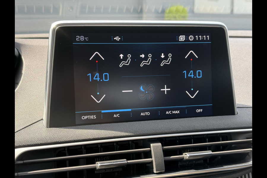 Peugeot 3008 1.2 PureTech Active 360°Camera,Navi,Carplay,Trekhaak,Lm velgen,D-riem vv in2023,Recent beurt gehad,N.A.P,131pk,Pdc,Apk tot 01-2027