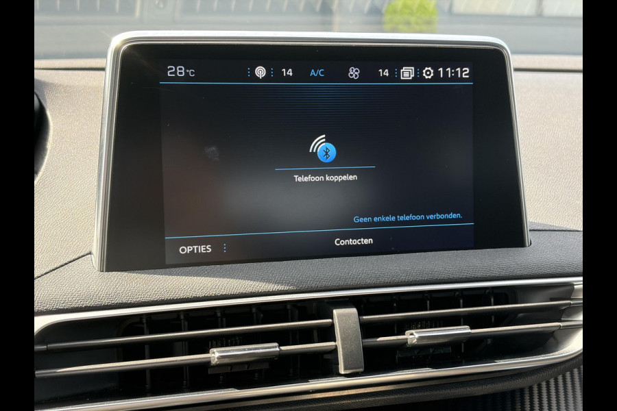 Peugeot 3008 1.2 PureTech Active 360°Camera,Navi,Carplay,Trekhaak,Lm velgen,D-riem vv in2023,Recent beurt gehad,N.A.P,131pk,Pdc,Apk tot 01-2027