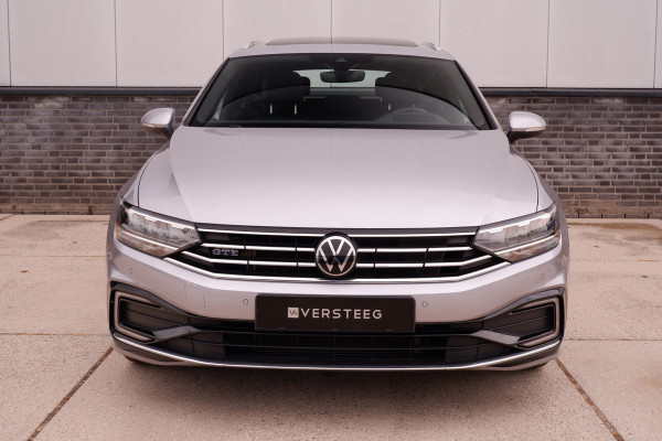 Volkswagen Passat Variant 1.4 TSI PHEV GTE Business | Pano | Elek. Trekhaak | Head-Up | Carplay | LED | Camera | Navi | Alcantara