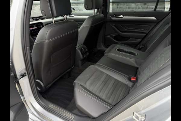 Volkswagen Passat Variant 1.4 TSI PHEV GTE Business | Pano | Elek. Trekhaak | Head-Up | Carplay | LED | Camera | Navi | Alcantara