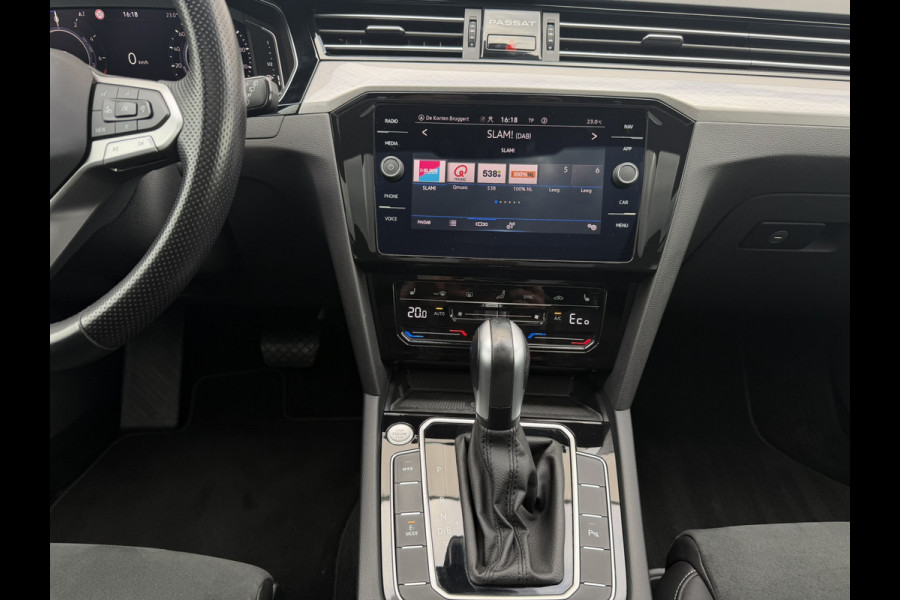 Volkswagen Passat Variant 1.4 TSI PHEV GTE Business | Pano | Elek. Trekhaak | Head-Up | Carplay | LED | Camera | Navi | Alcantara