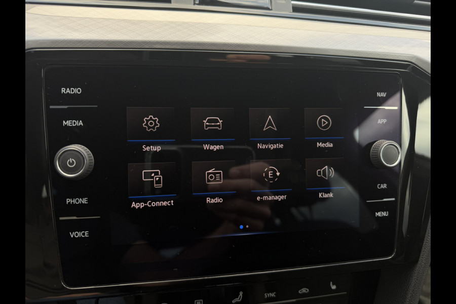Volkswagen Passat Variant 1.4 TSI PHEV GTE Business | Pano | Elek. Trekhaak | Head-Up | Carplay | LED | Camera | Navi | Alcantara