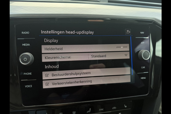 Volkswagen Passat Variant 1.4 TSI PHEV GTE Business | Pano | Elek. Trekhaak | Head-Up | Carplay | LED | Camera | Navi | Alcantara