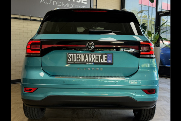 Volkswagen T-Cross 1.5 TSI 150pk Style Business R | Navi | 18" | ACC | Camera | Led | Dodehoek | Stoelverwarming | Prachtige T-Cross!