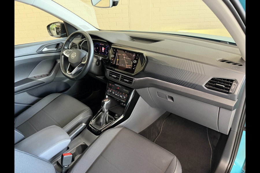 Volkswagen T-Cross 1.5 TSI 150pk Style Business R | Navi | 18" | ACC | Camera | Led | Dodehoek | Stoelverwarming | Prachtige T-Cross!