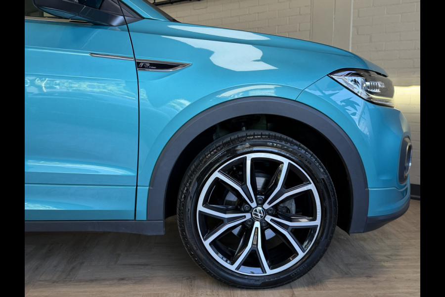 Volkswagen T-Cross 1.5 TSI 150pk Style Business R | Navi | 18" | ACC | Camera | Led | Dodehoek | Stoelverwarming | Prachtige T-Cross!