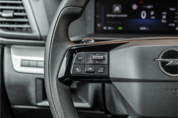 Opel Vivaro 2.0 BlueHdi L3 DC | Dubbel cabine | 6-Zitter | Automaat | Navigatie | Camera | Trekhaak | PDC | Nieuwe APK | Treeplanken | Spoilerkit