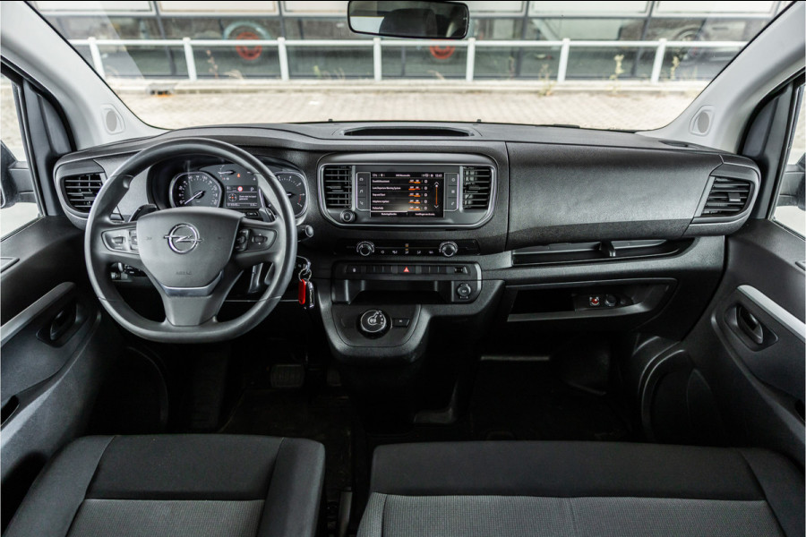 Opel Vivaro 2.0 BlueHDi L3 DC | Dubbel cabine | Automaat | 6-Zitter | Navigatie | Camera | CarPlay | Dodehoek detector | Imperiaal | Trekhaak | F1 Flippers | Airco | BPM Vrij | Dealer onderhouden | Nieuwe APK