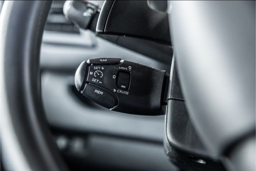 Opel Vivaro 2.0 BlueHDi L3 DC | Dubbel cabine | Automaat | 6-Zitter | Navigatie | Camera | CarPlay | Dodehoek detector | Imperiaal | Trekhaak | F1 Flippers | Airco | BPM Vrij | Dealer onderhouden | Nieuwe APK