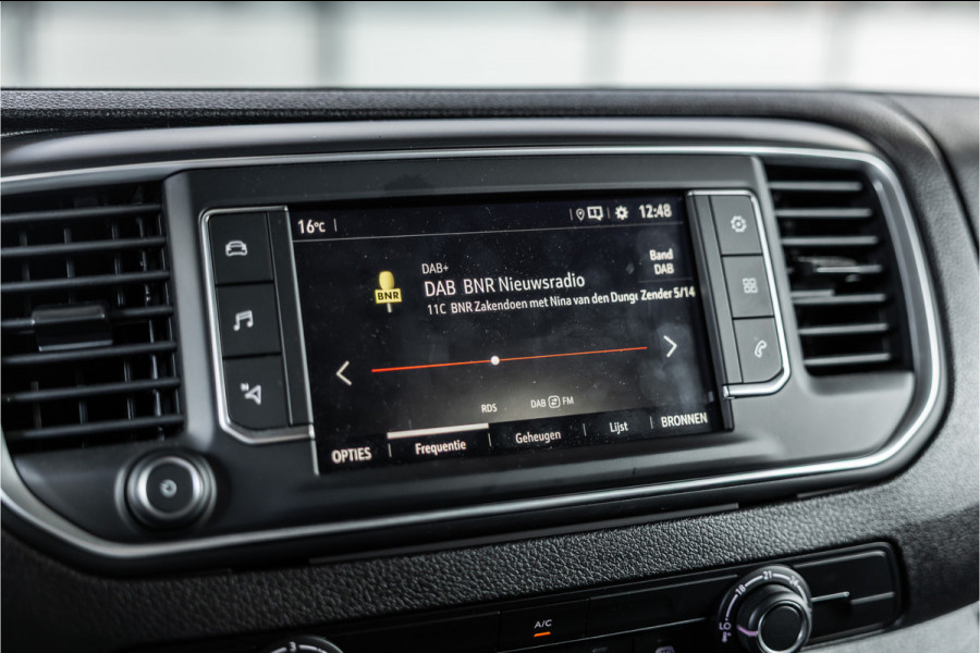 Opel Vivaro 2.0 BlueHDi L3 DC | Dubbel cabine | Automaat | 6-Zitter | Navigatie | Camera | CarPlay | Dodehoek detector | Imperiaal | Trekhaak | F1 Flippers | Airco | BPM Vrij | Dealer onderhouden | Nieuwe APK