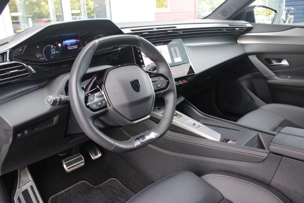 Peugeot 308 SW 1.6 Plug-in Hybrid 225 GT | PANORAMA SCHUIF/KANTEL DAK | 18" LICHTMETALEN VELGEN | ACHTERUITRIJ CAMERA | PARKEERSENSOREN VOOR + ACHTER | LED MATRIX KOPLAMPEN | NAVIGATIE | ELEKTRISCH BEDIENBARE BESTUURDERSSTOEL MET MASSAGE FUNCTIE | STOEL VERWAMING | DRAADLOZE APPLE CARPLAY/ANDROID AUTO | DODEHOEK DETECTIE | KEYLESS ENTRY/START | ADAPTIVE CRUISE CONTROL | NAVIGATIE |